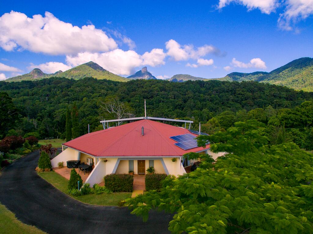 Brays Creek NSW Accommodation QLD