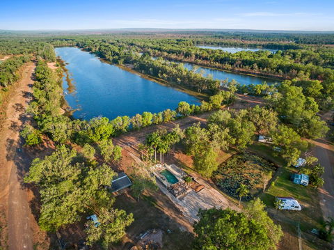 AAOK Lakes Resort And Caravan Park - Accommodation QLD 3