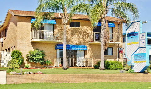 Abel Tasman Motel - Accommodation QLD 0
