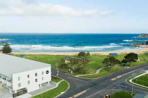 Abode Malua Bay - Accommodation QLD 3