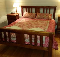 About Town Cottages - Accommodation QLD