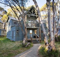 Absinthe - Accommodation QLD