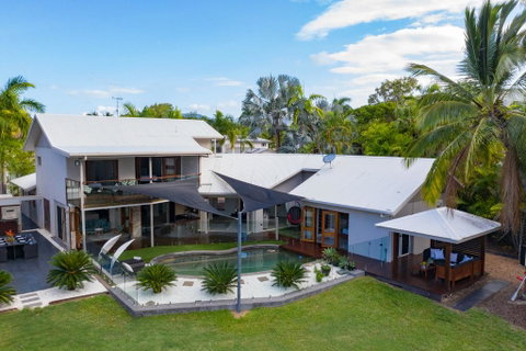 Absolute Lakefront - Port Douglas - Accommodation QLD 1
