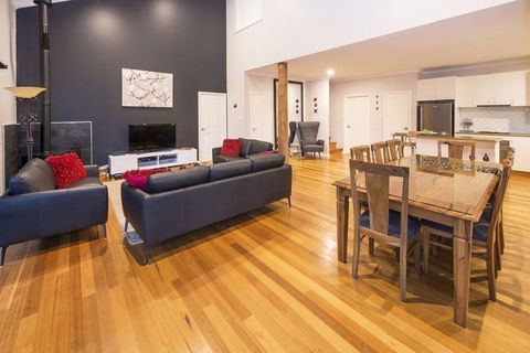 Abundance - Accommodation QLD 1