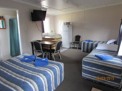 Acacia Motel - Accommodation QLD 3