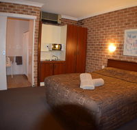 Acacia Motor Inn - Accommodation QLD