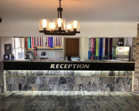 Acacia Motor Lodge - Accommodation QLD 1