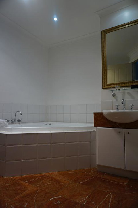 Acacia Terraces - Accommodation QLD 3