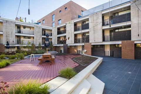 Accommodate Canberra - The Prince - Accommodation QLD 2