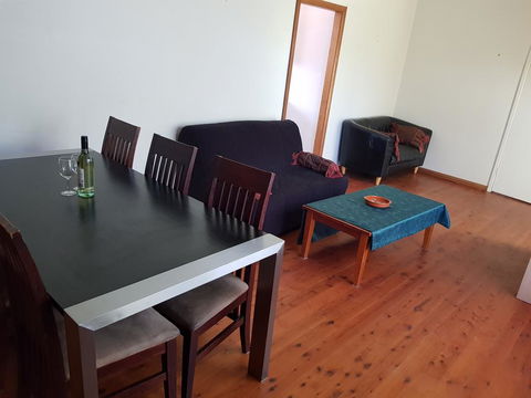 Accommodation Sydney North Shore: Frenchs Forest 3 Bedroom House - Accommodation QLD 0