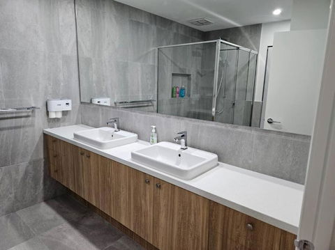 E 4 Room Retreat Family Friendly - Accommodation QLD 1
