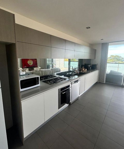 Drummoyne Apartment - Accommodation QLD 3