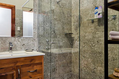 Eagle Foundry Bed & Breakfast - Accommodation QLD 2