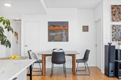 EAST34/60 - Urban Sanctuary - Accommodation QLD 2