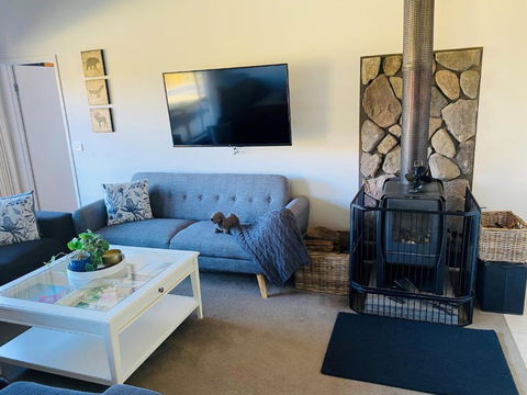 ELM Accommodation - Merrijig - Accommodation QLD 3