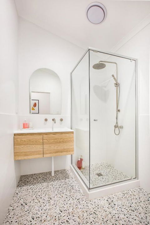 EM Apartments - Accommodation QLD 2
