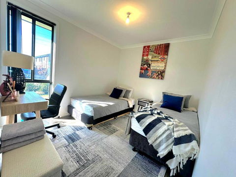 Entire 2br, Hideaway - Accommodation QLD 2
