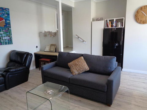 Erwins Lagoon Retreat - Accommodation QLD 2