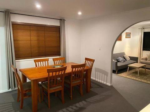 FAMILY 3-bedroom Everton Hills Apartment - Accommodation QLD 1