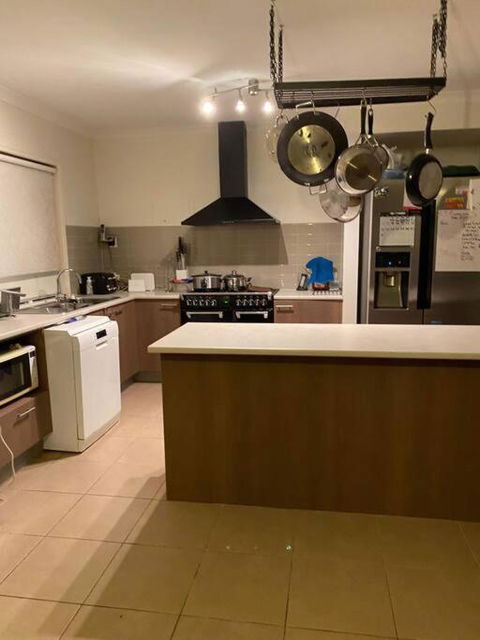 Family Home Close To Melb Airport, Free FAST WIFI! - Accommodation QLD 0