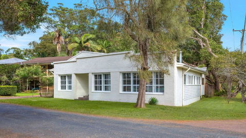 Family Pearl - Pearl Beach - Accommodation QLD 3