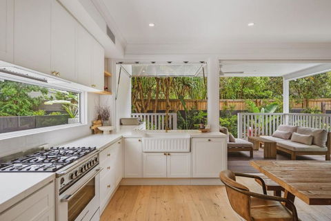 Family Retreat On Keats Street - Accommodation QLD 2