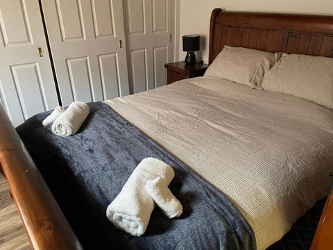 Florence Lodge - Accommodation QLD 1