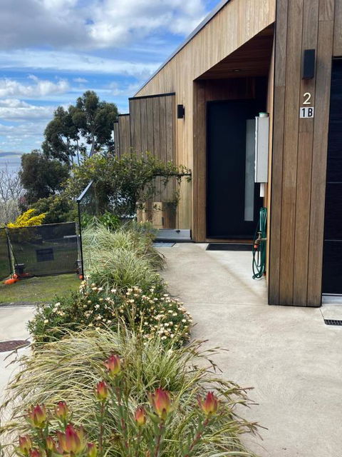 Fabulous, New, Well Appointed Beach House - Accommodation QLD 0