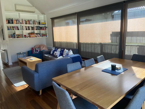 GALWAY COTTAGE - Accommodation QLD 3