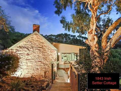 Galway Cottage - Accommodation QLD 0