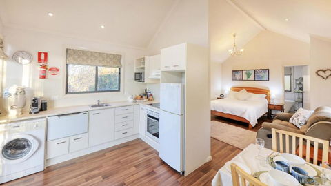 Grace Cottages - Accommodation QLD 2