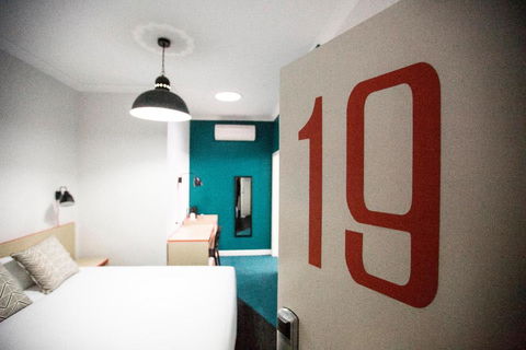 Greenacre Hotel - Accommodation QLD 1
