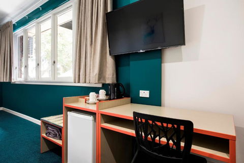 Greenacre Hotel - Accommodation QLD 4