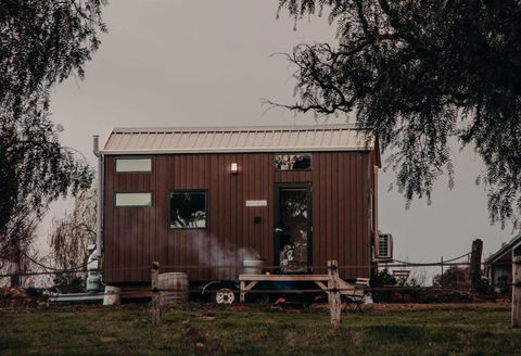 Gums N Roses By Tiny Away - Accommodation QLD 0