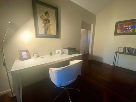 Hallorans Hill Holiday Home - Accommodation QLD 2