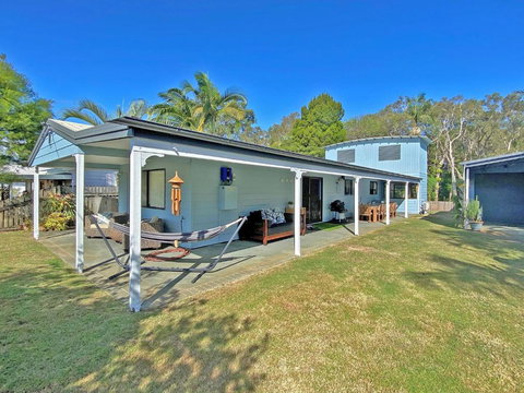 HAPPY DAZE - Accommodation QLD 0