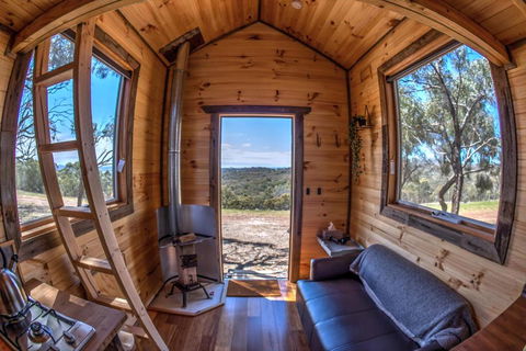 Hilltop Tiny House By Tiny Away - Accommodation QLD 2