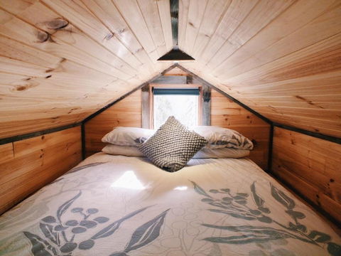 Hilltop Tiny House By Tiny Away - Accommodation QLD 3
