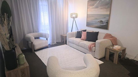 Hidden Gem - Accommodation QLD 3