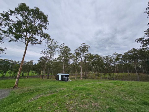 Hillside Cottage By Tiny Away - Accommodation QLD 0