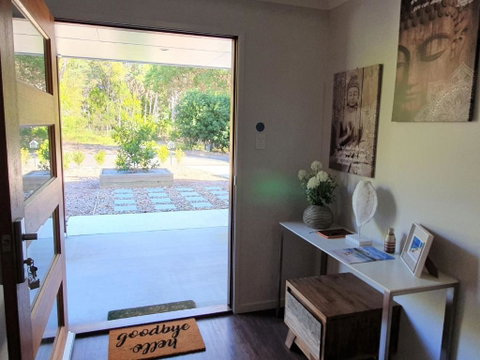 Ibis 9 House - Accommodation QLD 3