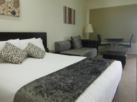 Injune Motor Inn - Accommodation QLD 0