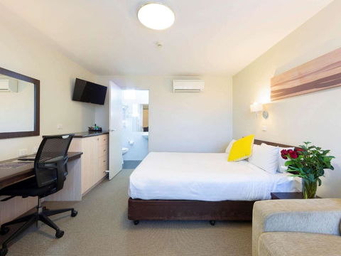 Ibis Styles Canberra Tall Trees - Accommodation QLD 0