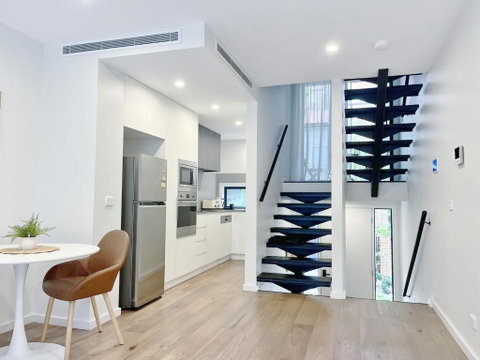 Inn Central Townhouse At Canberra - Accommodation QLD 1