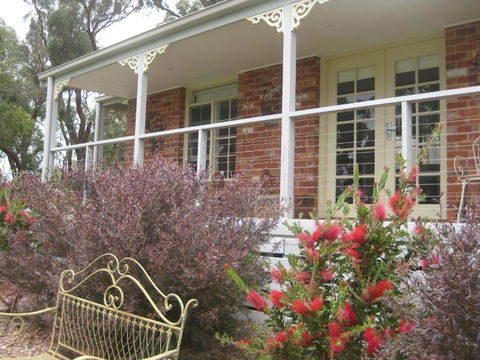 Honeyeater Cottage - Accommodation QLD 2