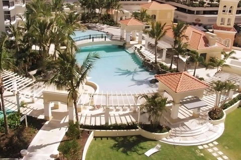 Iconic Chevron Renaissance Private Apartments - Accommodation QLD 3