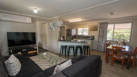 Idle Days Beach House - Accommodation QLD 2