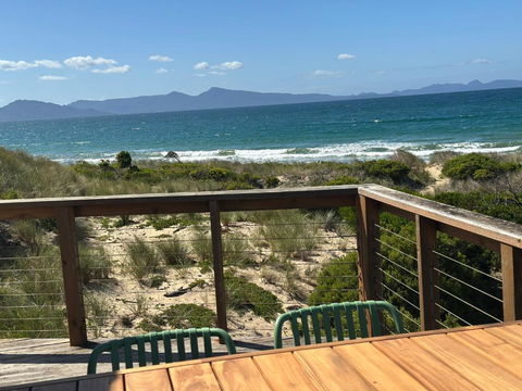 IdleWild - Secluded Absolute Beachfront Escape - Accommodation QLD 0