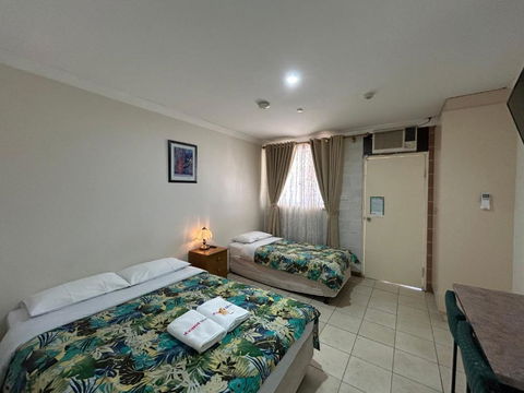 IGrand Motel - Accommodation QLD 1
