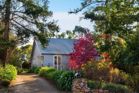 Illoura - Accommodation QLD 0